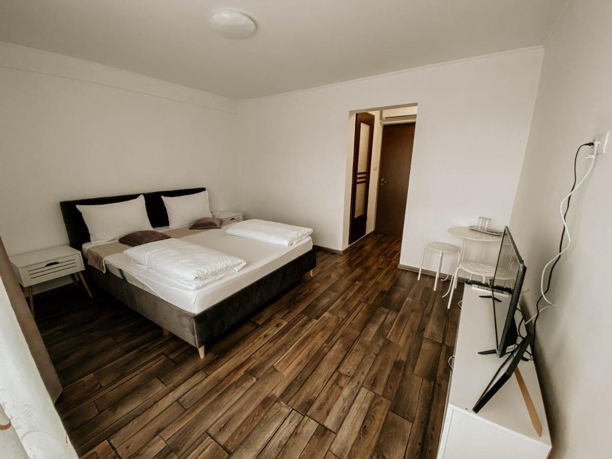 Paulaapartment&Rooms ออราแด ภายนอก รูปภาพ